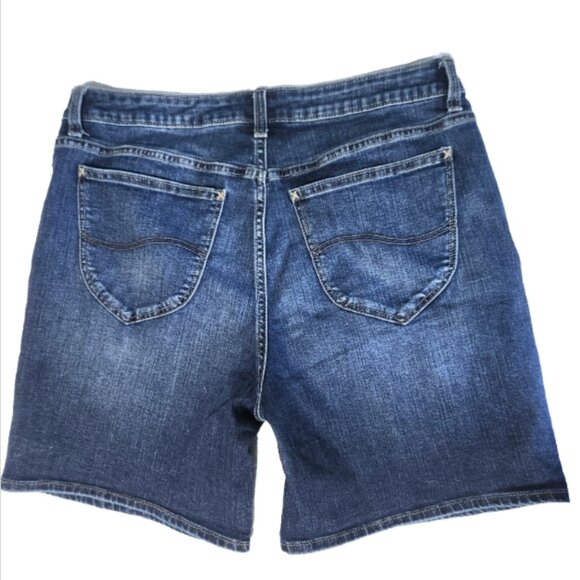 Lee Riders Shorts Womens 14M Denim 5 Pocket Style Flat Front High Rise - Picture 2 of 5